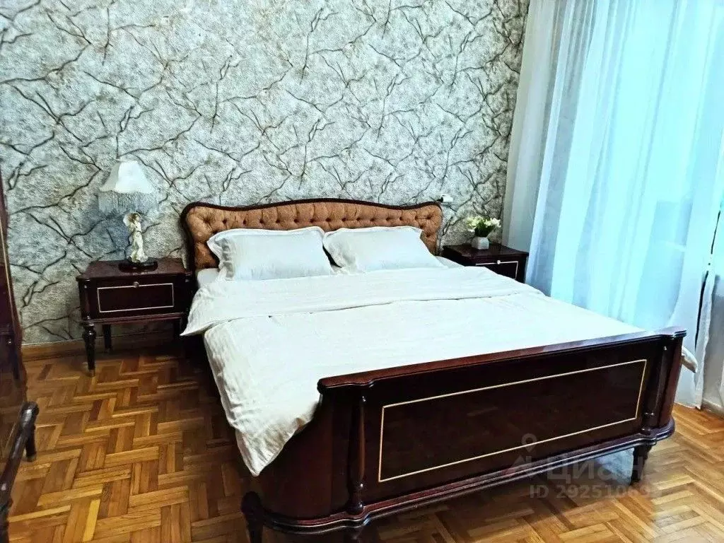 3-к кв. Ставропольский край, Кисловодск Велинградская ул., 30 (103.0 ... - Фото 1
