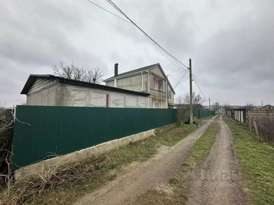 Дом в Крым, Сакский район, Ореховское с/пос, Солнечный ТСН ул. Славы ... - Фото 2