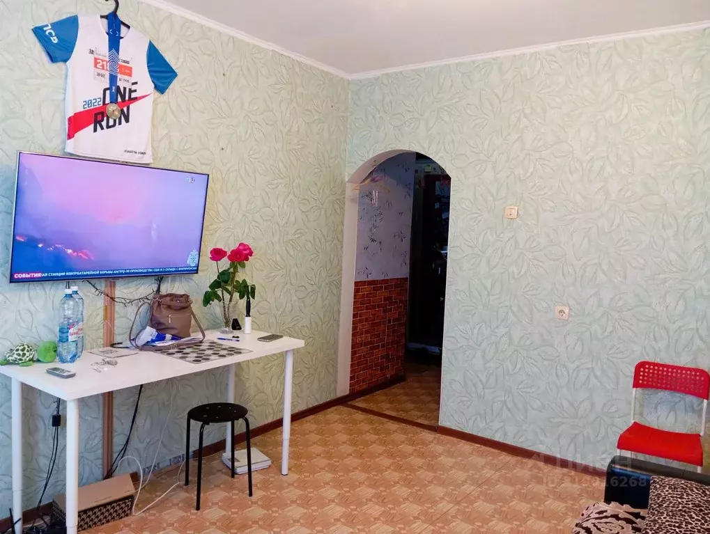 1-к кв. Омская область, Омск Краснознаменная ул., 26к3 (33.7 м) - Фото 0