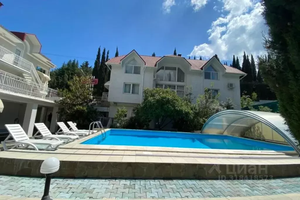 Дом в Крым, Алушта ул. Октябрьская, 18А (230 м) - Фото 2