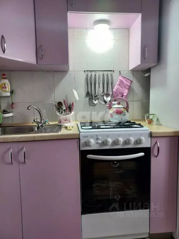 2-к кв. Волгоградская область, Волгоград ул. Маршала Еременко, 15 ... - Фото 2