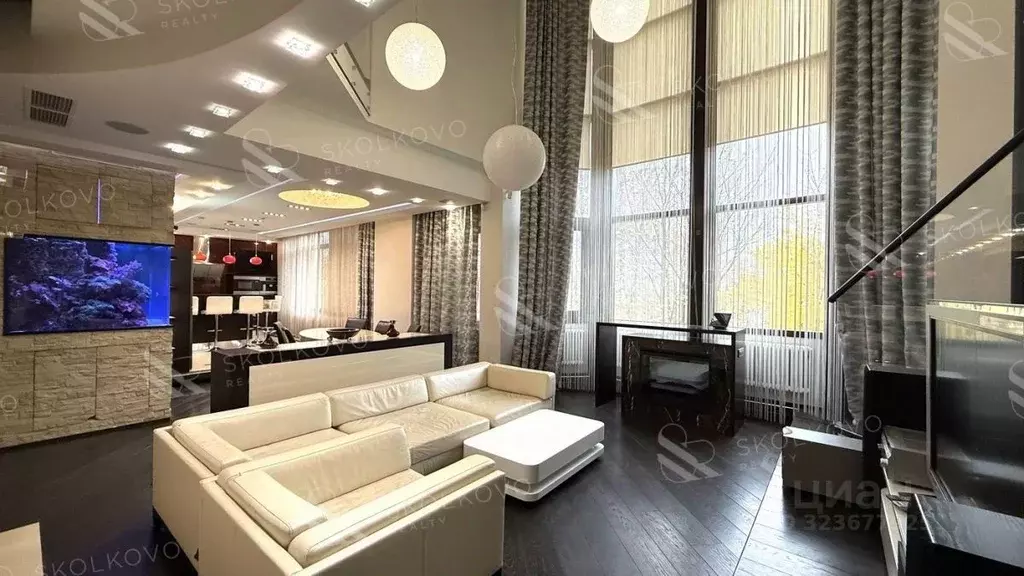 6-к кв. Москва Ельнинская ул., 15К3 (251.0 м) - Фото 0