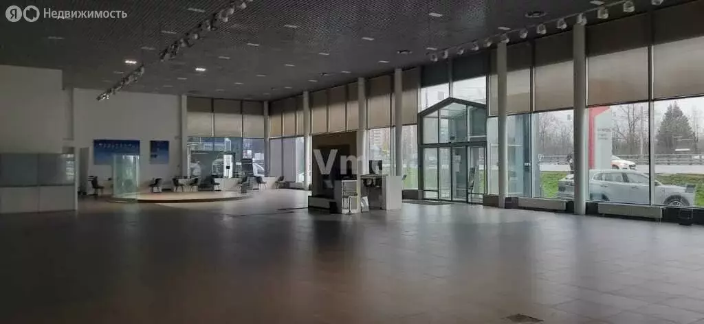 Торговая площадь (1500 м) - Фото 1