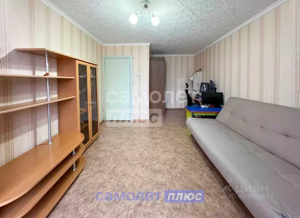 1-к кв. Чувашия, Новочебоксарск ул. 10-й Пятилетки, 70 (34.0 м) - Фото 0