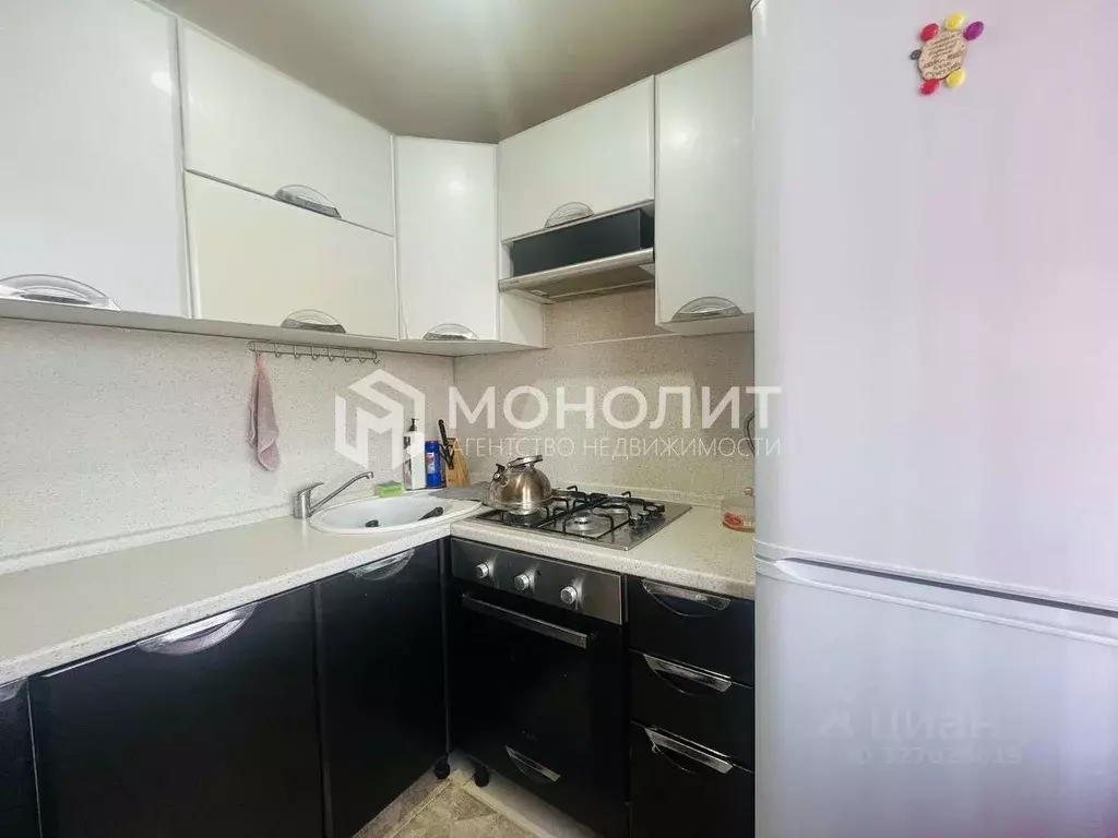 2-к кв. Белгородская область, Старый Оскол Лебединец мкр, 23 (43.0 м) - Фото 2