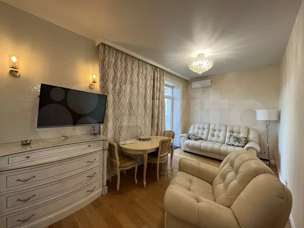 2-к. квартира, 60 м, 8/9 эт. - Фото 0