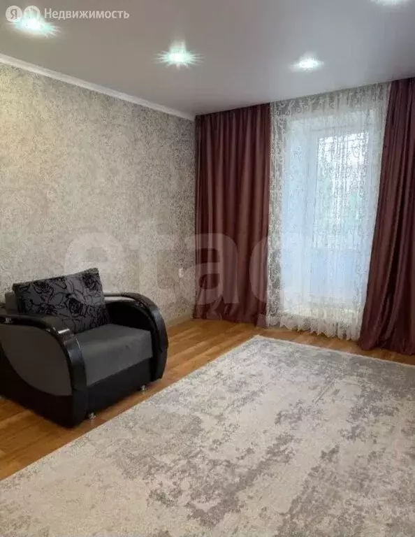 3-комнатная квартира: Липецк, улица А.Г. Стаханова, 21 (69.6 м) - Фото 1