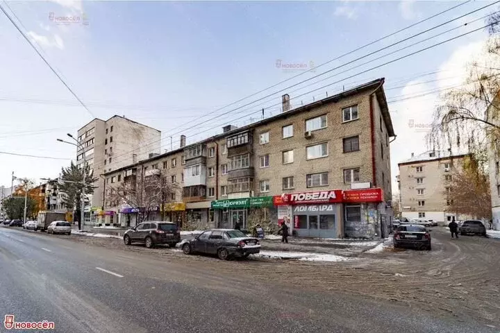 2-к. квартира, 41м, 4/4эт. - Фото 0