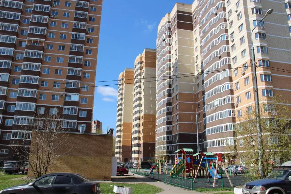 3-к кв. Московская область, Лобня Кольцевая ул., 12 (89.9 м) - Фото 1