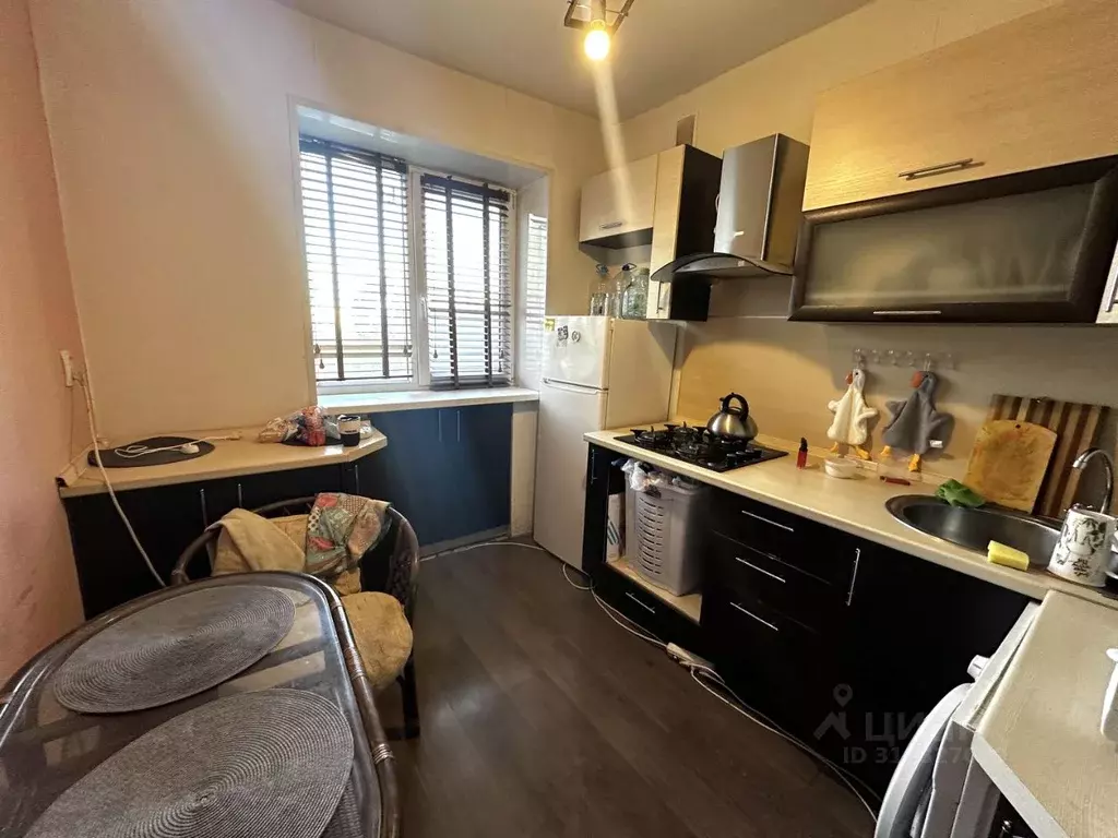 2-к кв. Волгоградская область, Волгоград Коммунистическая ул., 62 ... - Фото 1