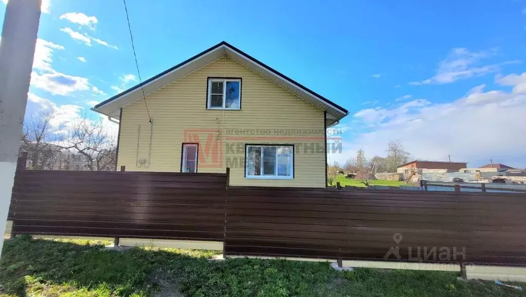 Дом в Белгородская область, Старооскольский городской округ, с. ... - Фото 2