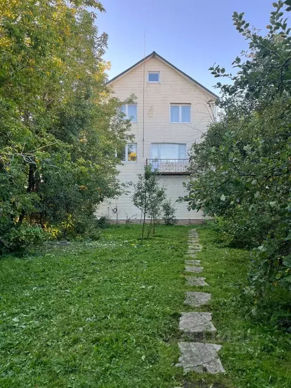 Дом в Москва д. Саларьево, ул. Картмазовская, 36 (301 м) - Фото 1