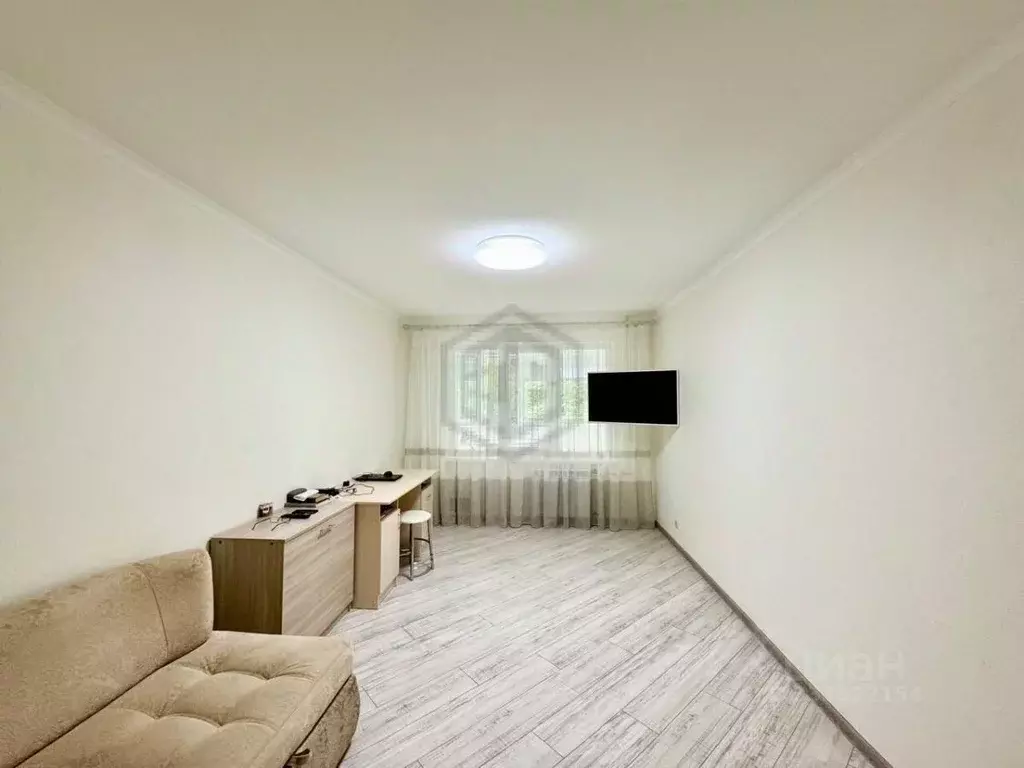 2-к кв. Крым, Ялта ул. Садовая, 52 (51.8 м) - Фото 1