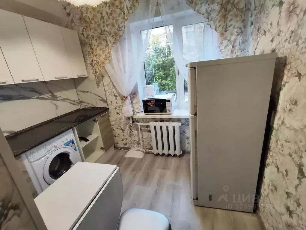 2-к кв. Тюменская область, Тюмень ул. 50 лет ВЛКСМ, 69 (36.0 м) - Фото 2