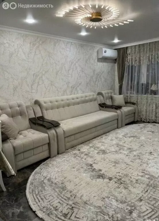 3-комнатная квартира: Владикавказ, улица Леонова, 1к1 (55 м) - Фото 2