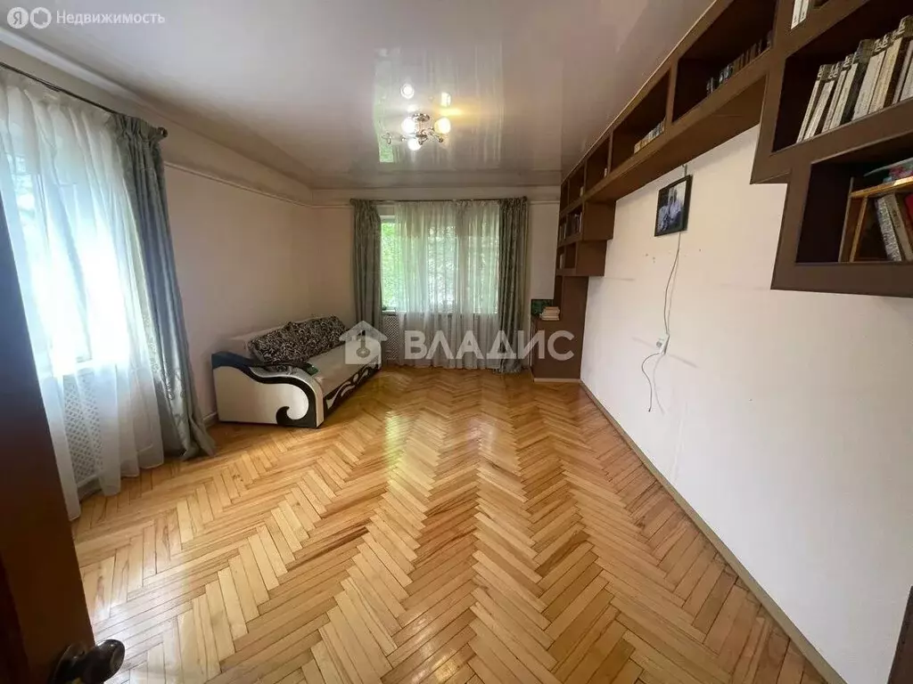 3-комнатная квартира: Новороссийск, улица Михайлова, 2А (63.9 м) - Фото 1