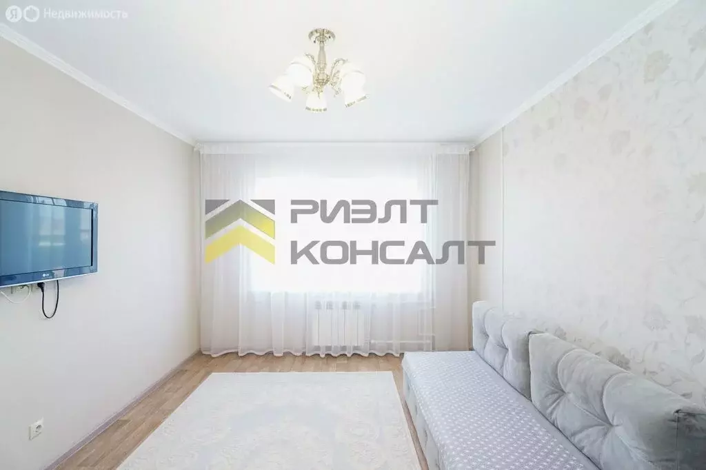 2-комнатная квартира: Омск, улица Кирова, 7 (51.1 м) - Фото 0