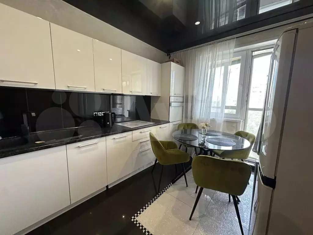 2-к. квартира, 80 м, 7/27 эт. - Фото 0