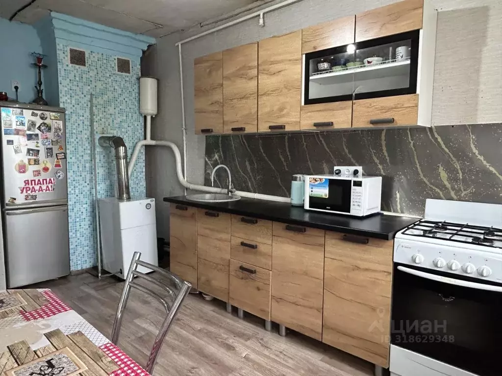 Дом в Саратовская область, Красноармейский район, Сплавнухинское ... - Фото 1