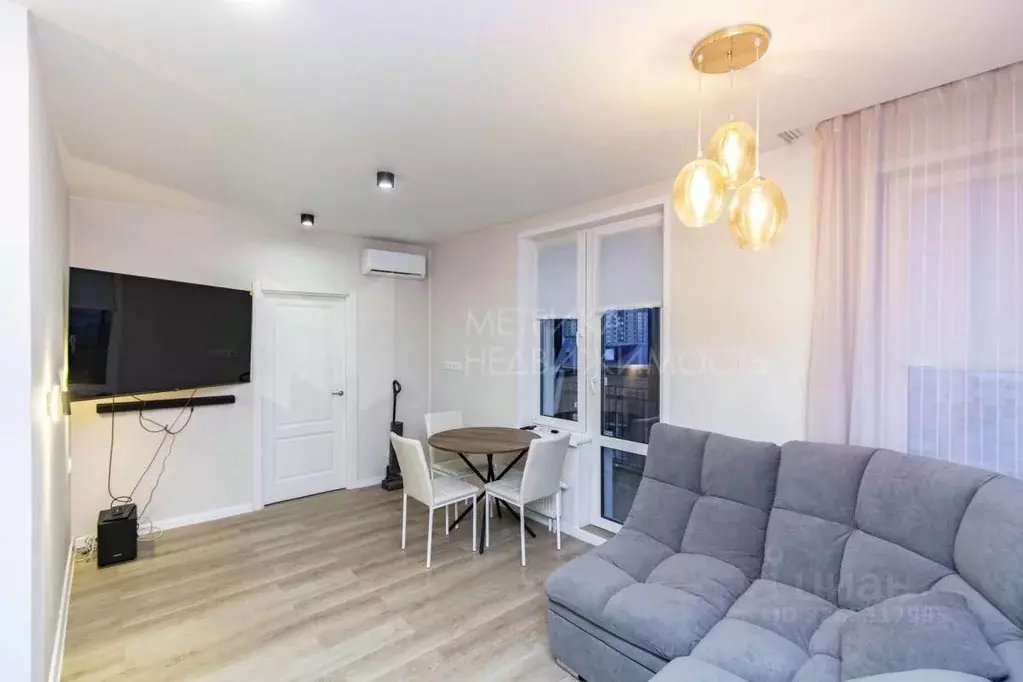 2-к кв. Тюменская область, Тюмень Профсоюзная ул., 63 (68.0 м) - Фото 1