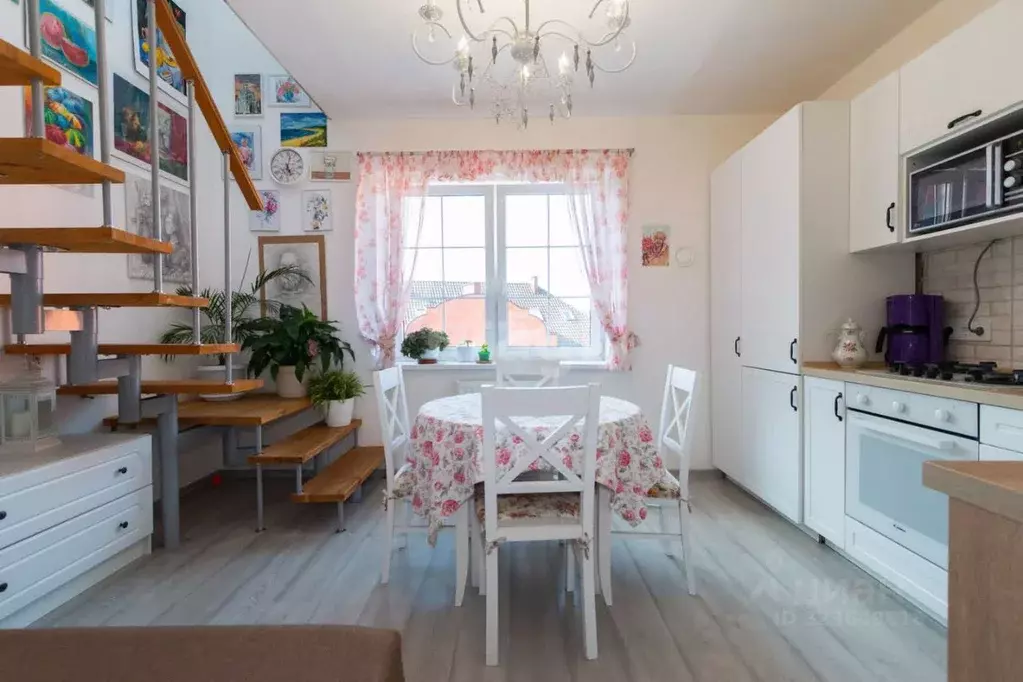 3-к кв. Калининградская область, Калининград Чкаловск мкр, пер. ... - Фото 1