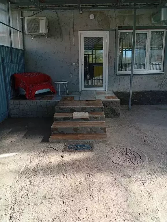 Дом в Краснодарский край, Павловская ст-ца ул. Богдана Хмельницкого, ... - Фото 1