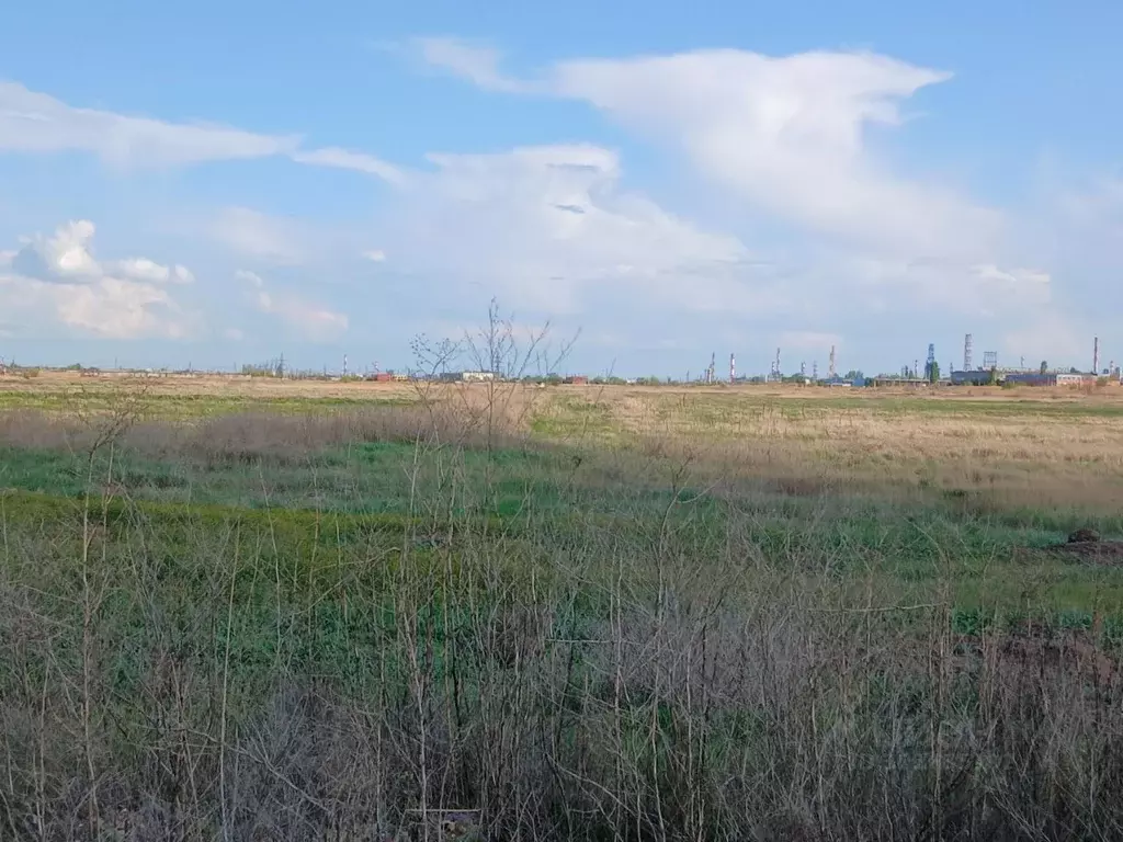 Участок в Волгоградская область, Волгоград ул. Евпаторская (7.0 сот.) - Фото 1