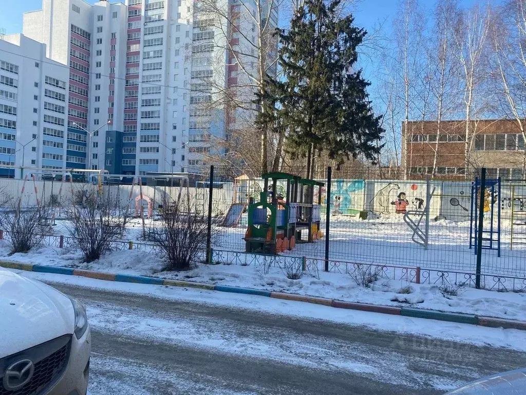 2 сварщика. Ул гальянова верхняя пышма. Ул гальянова верхняя пышма. Верхняя пышма ул юбилейная 26. Ул гальянова верхняя пышма.