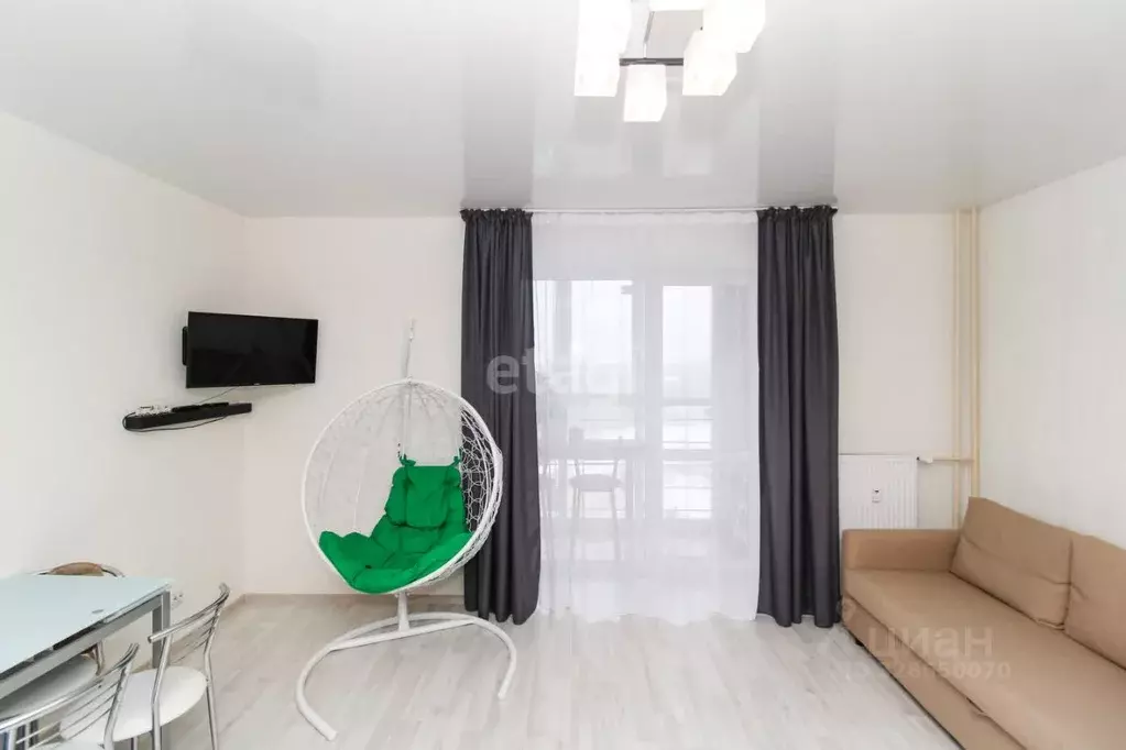 Студия Тюменская область, Тюмень Полевая ул., 109к1 (32.1 м) - Фото 1