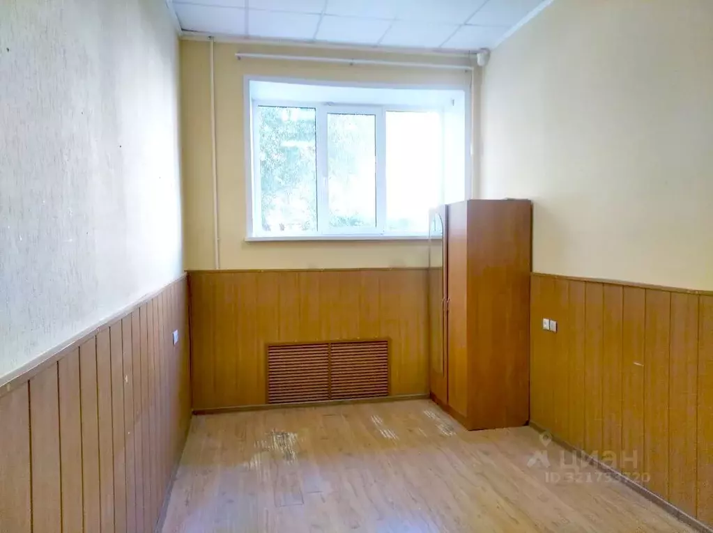 Офис в Владимирская область, Владимир ул. Разина, 12 (17 м) - Фото 0