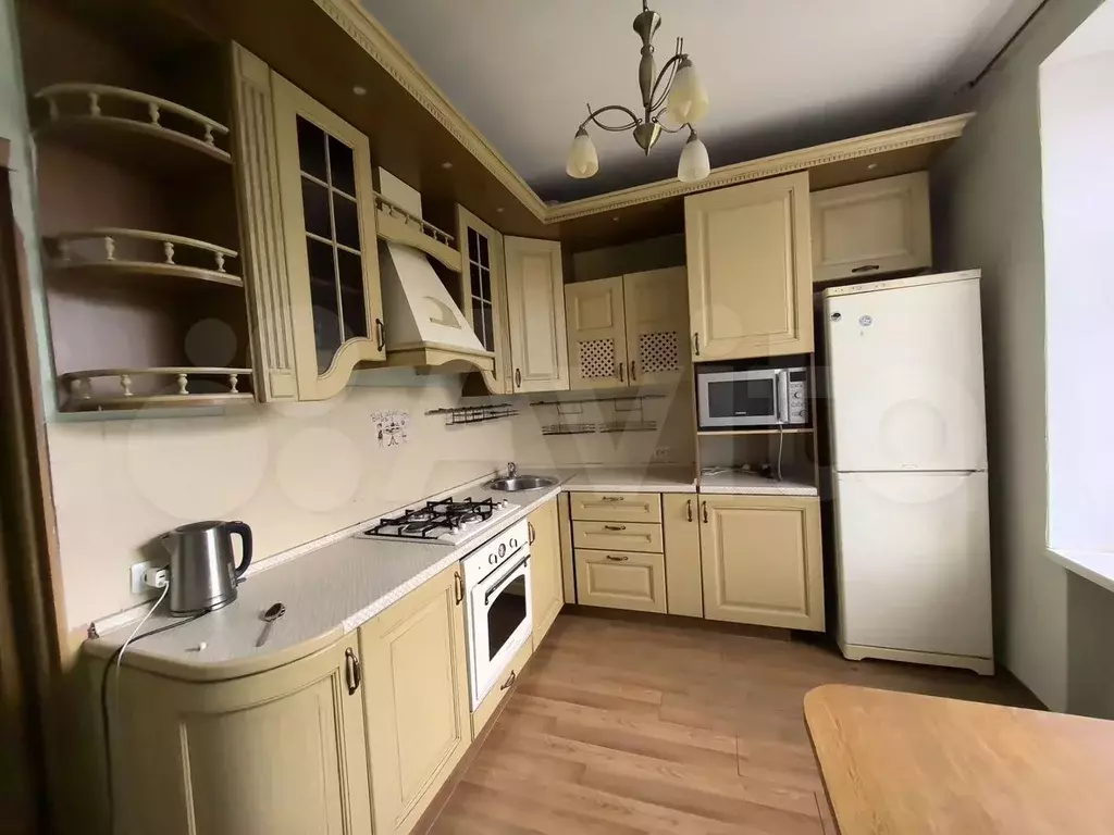 3-к. квартира, 70 м, 5/5 эт. - Фото 1