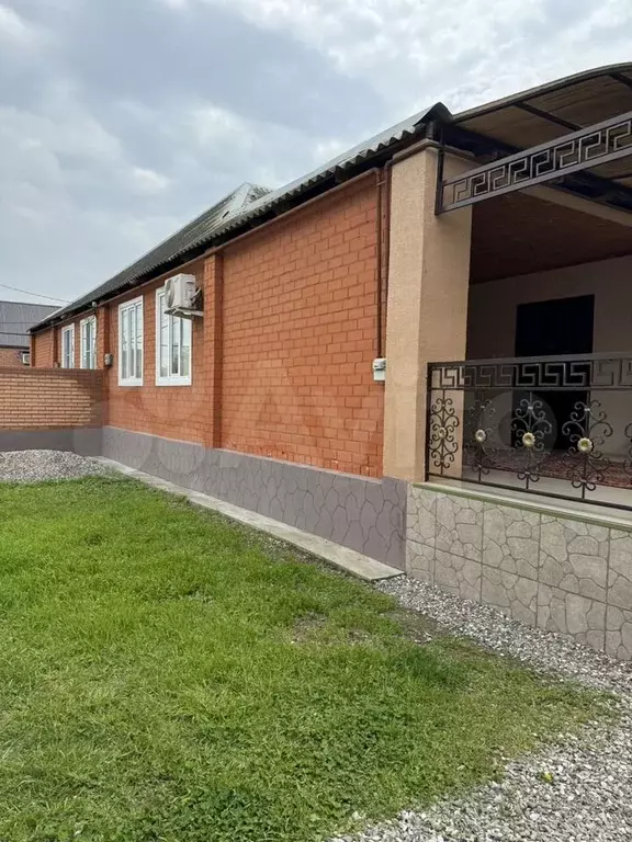 Дом 180 м на участке 13 сот. - Фото 1