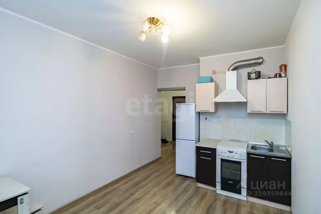 1-к кв. Тюменская область, Тюмень ул. Елизарова, 12 (39.9 м) - Фото 0