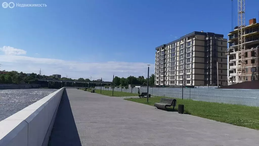 2-комнатная квартира: Владикавказ, Курская улица, 1Д (74 м) - Фото 1