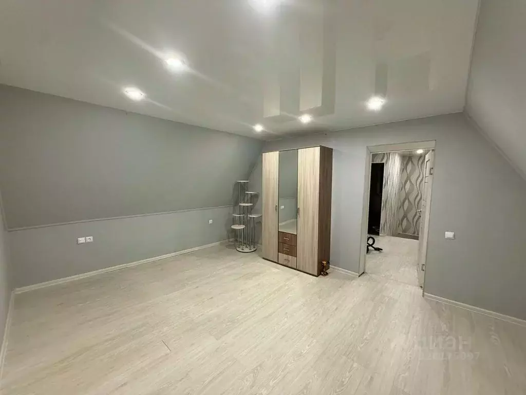 Дом в Тюменская область, Тюмень СОСН Изыскатель тер.,  (100 м) - Фото 1