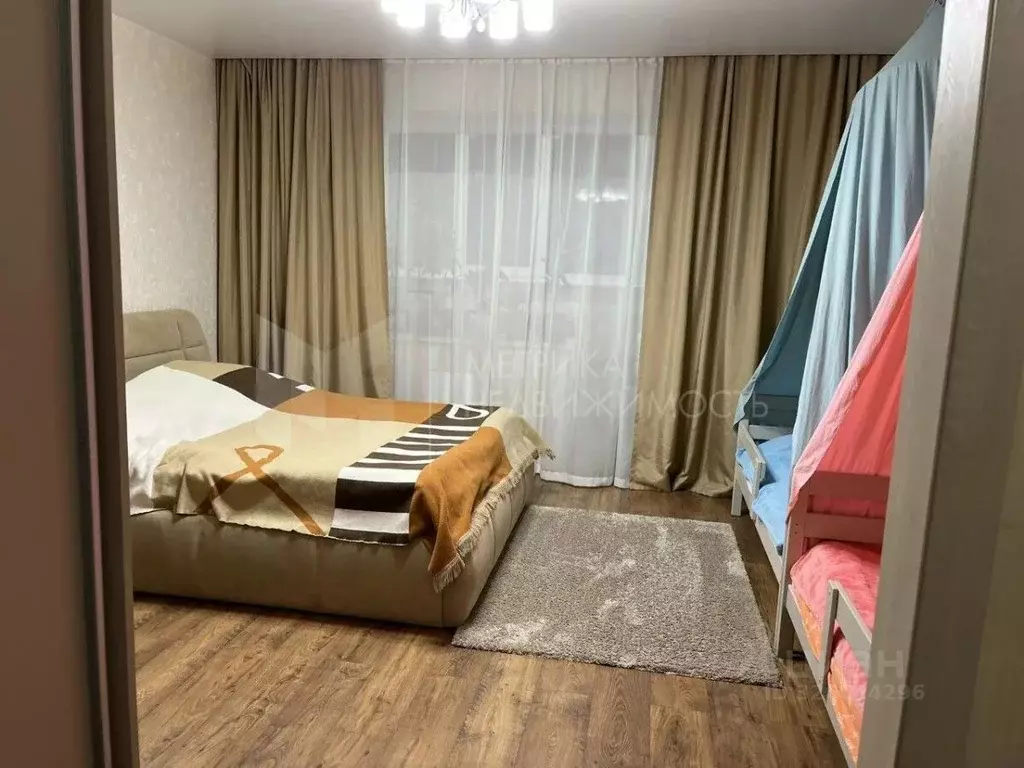 1-к кв. Тюменская область, Тюмень ул. Мельникайте, 2к4 (49.1 м) - Фото 1