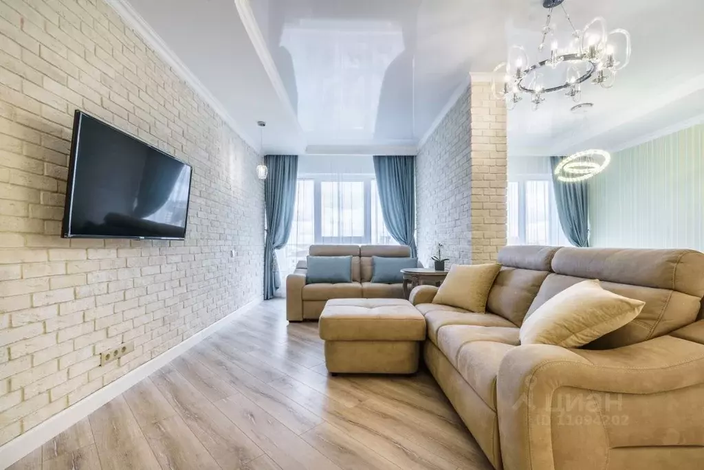 2-к кв. Татарстан, Казань Петербургская ул., 64 (82.0 м) - Фото 1