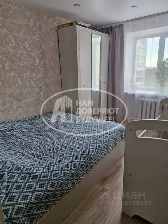 3-к кв. Пермский край, Чусовой Коммунистическая ул., 2 (60.8 м) - Фото 1