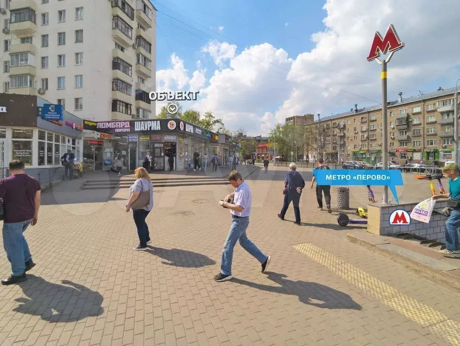 Готовый бизнес 38.2 м у метро на трафике/Ломбард - Фото 1