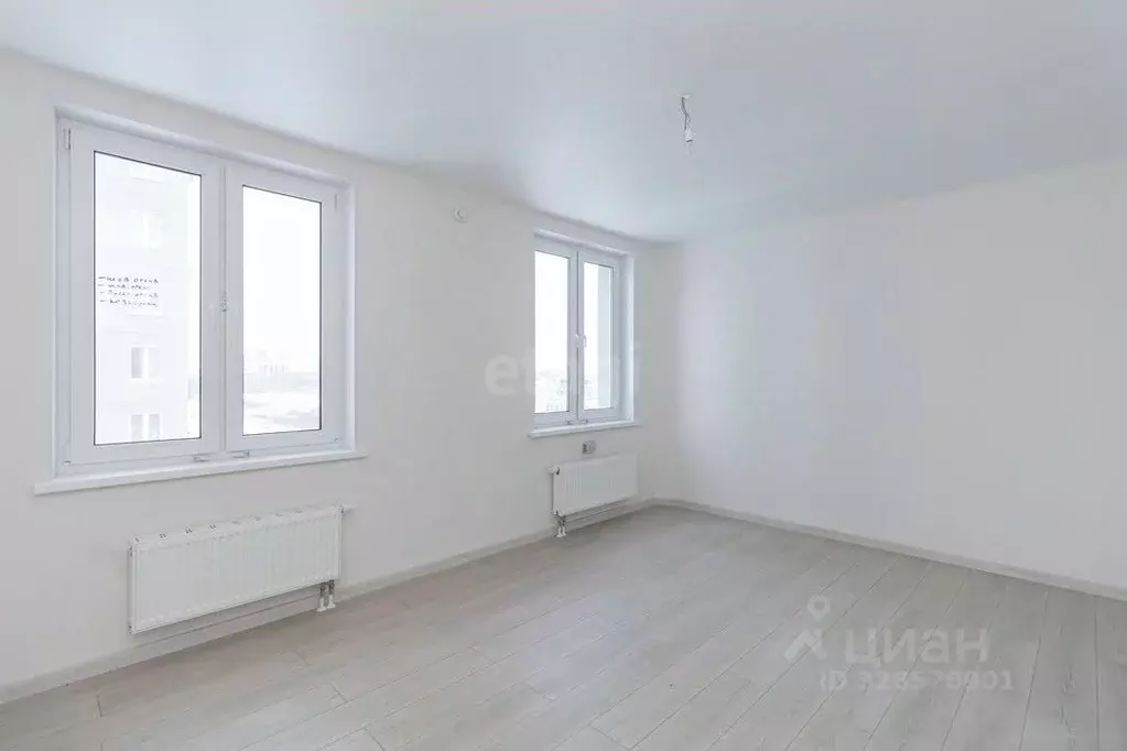 3-к кв. Тюменская область, Тюмень ул. Героев Космоса, 11 (73.7 м) - Фото 1