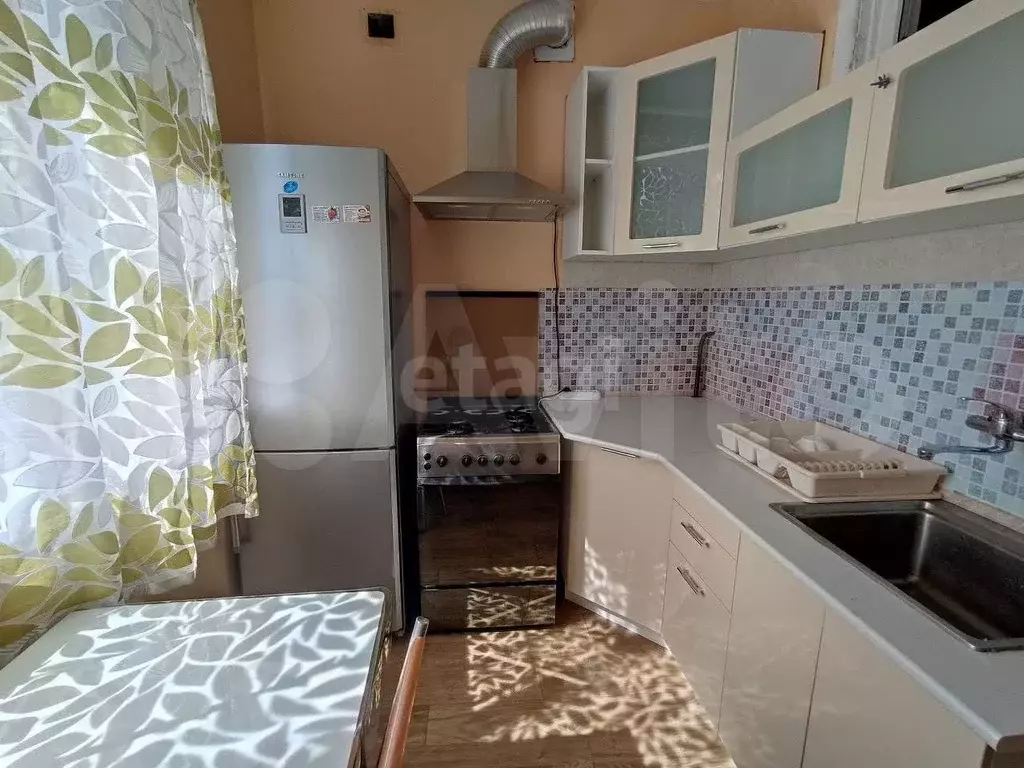 1-к. квартира, 40 м, 4/4 эт. - Фото 0