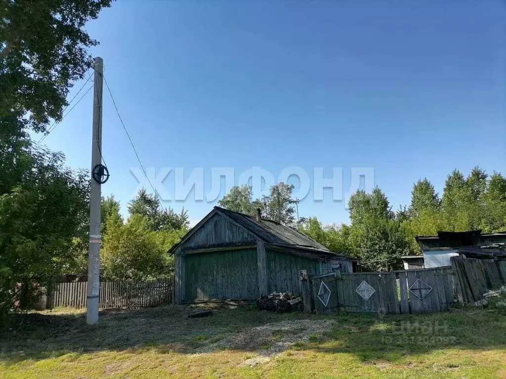 Дом в Новосибирская область, Новосибирский район, с. Ярково Школьный ... - Фото 1