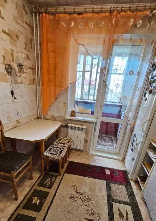 3-к кв. Омская область, Омск ул. Алексея Полторацкого, 52 (71.5 м) - Фото 1