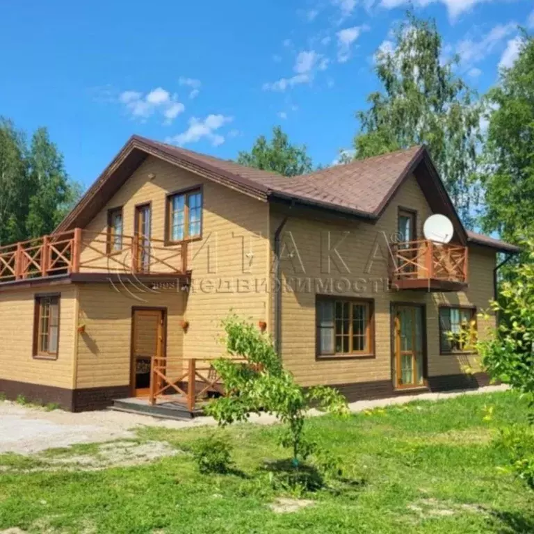 Дом в Ленинградская область, Приозерск пер. Ручейный, 1 (193 м) - Фото 1