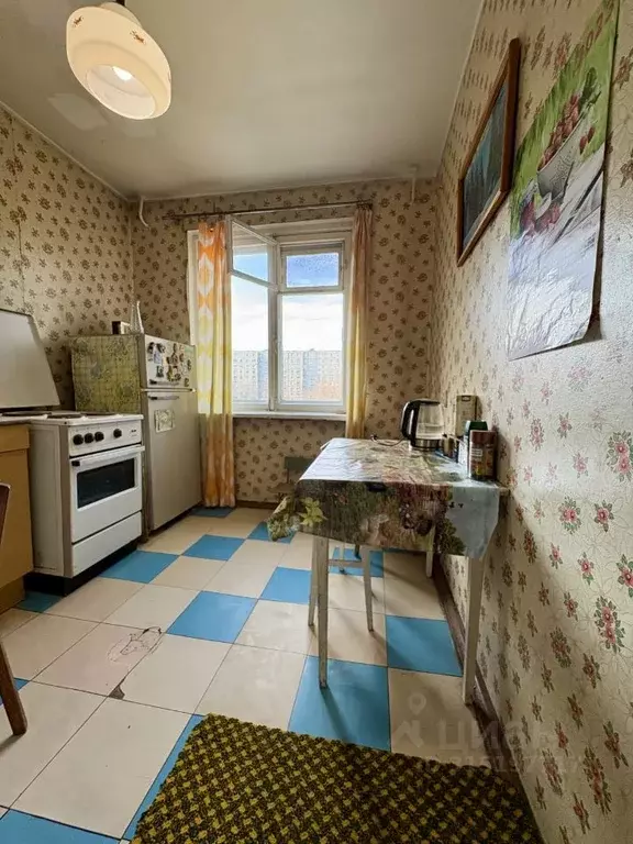 3-к кв. Челябинская область, Челябинск ул. Хохрякова, 10 (65.7 м) - Фото 0