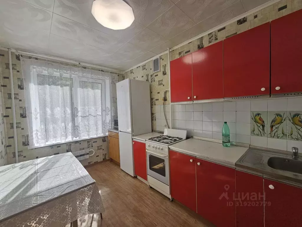 2-к кв. Москва, Москва, Московский г. 1-й мкр, 26 (48.0 м) - Фото 0