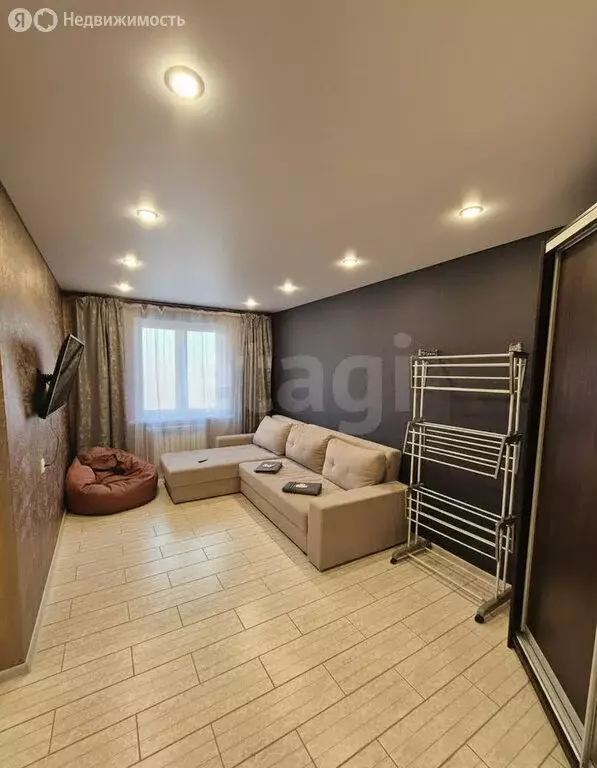 1-комнатная квартира: Чебаркуль, улица Крылова, 22 (40.1 м) - Фото 1