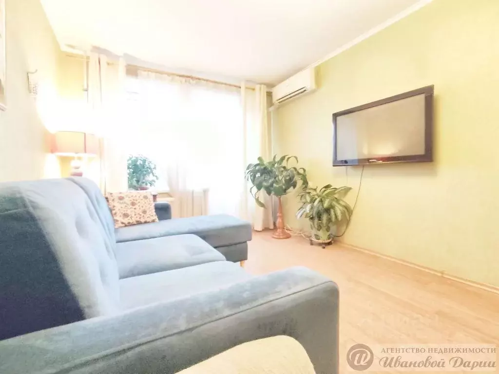 3-к кв. Самарская область, Самара Ново-Садовая ул., 157 (69.4 м) - Фото 0