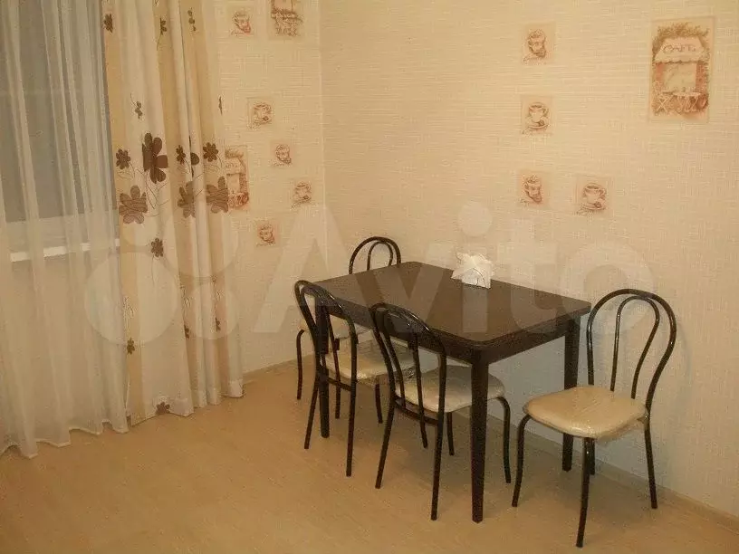 1-к. квартира, 52,5 м, 4/8 эт. - Фото 1