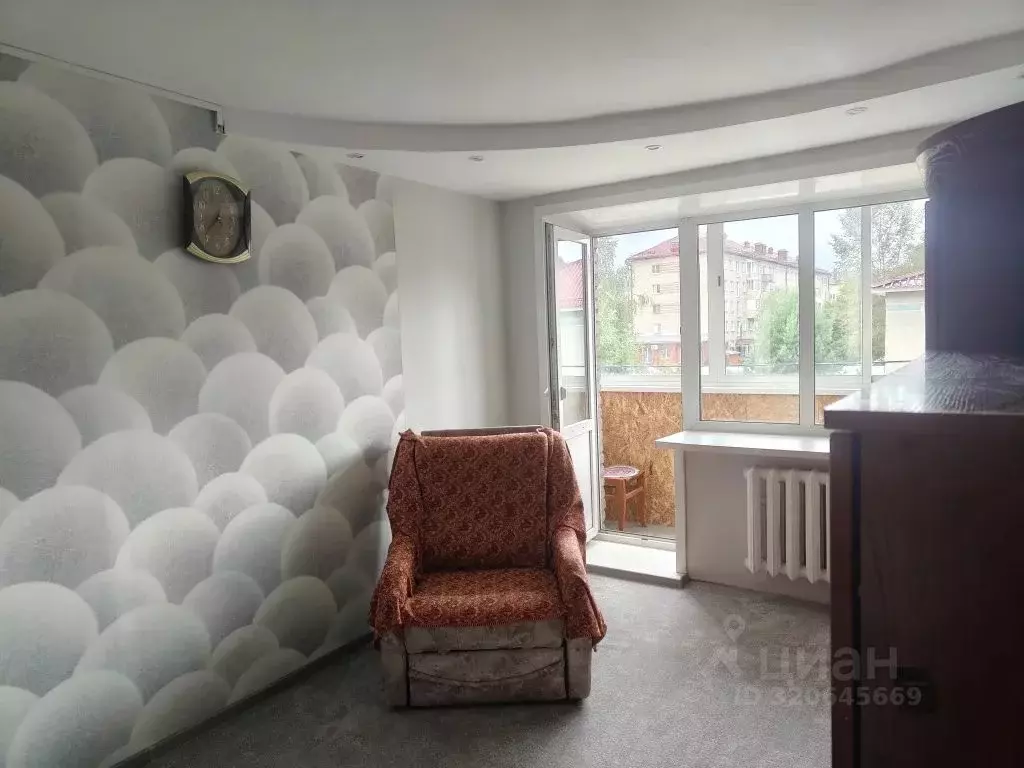 1-к кв. Алтай, Горно-Алтайск Коммунистический просп., 25 (28.0 м) - Фото 2